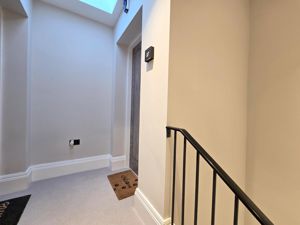 Photo 27- click for photo gallery